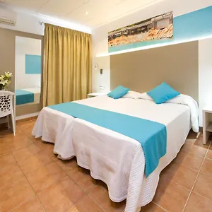 Hotel Adelino, San Antonio Abad